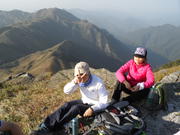 Ча Нонг и Мариса на връх Луоръ - Cha Nong and Marissa at Luori peak
