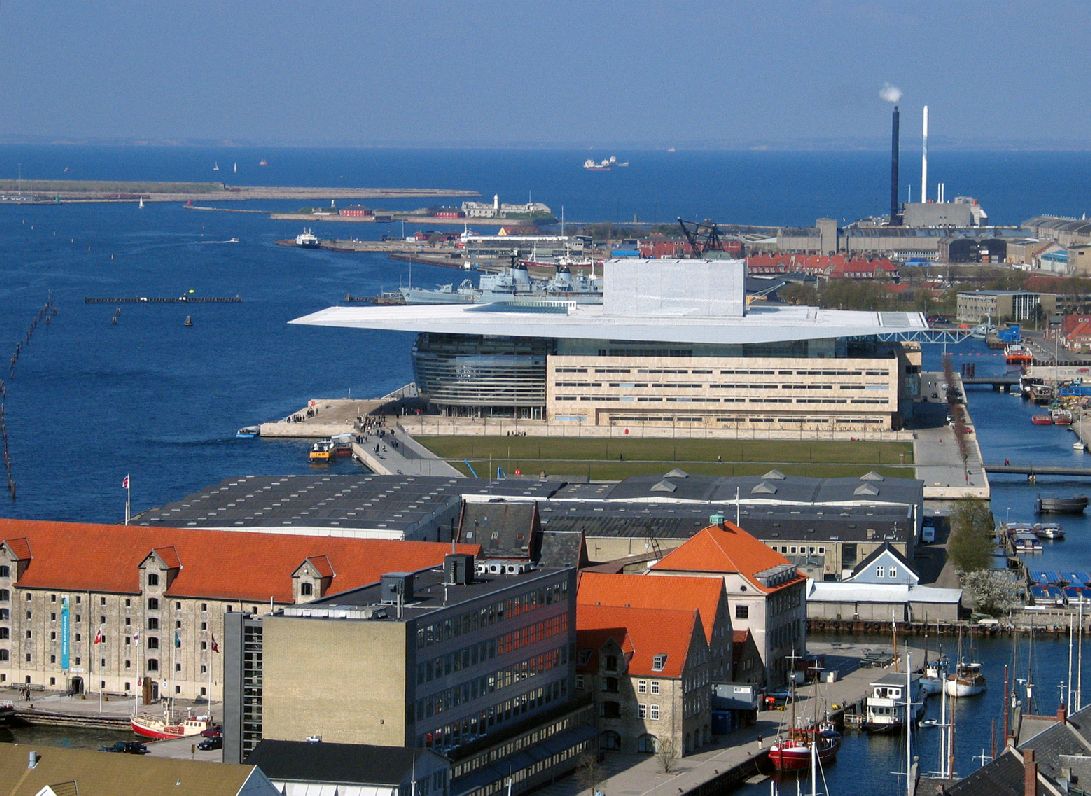 the new Royal Opera House on Dock Island 2