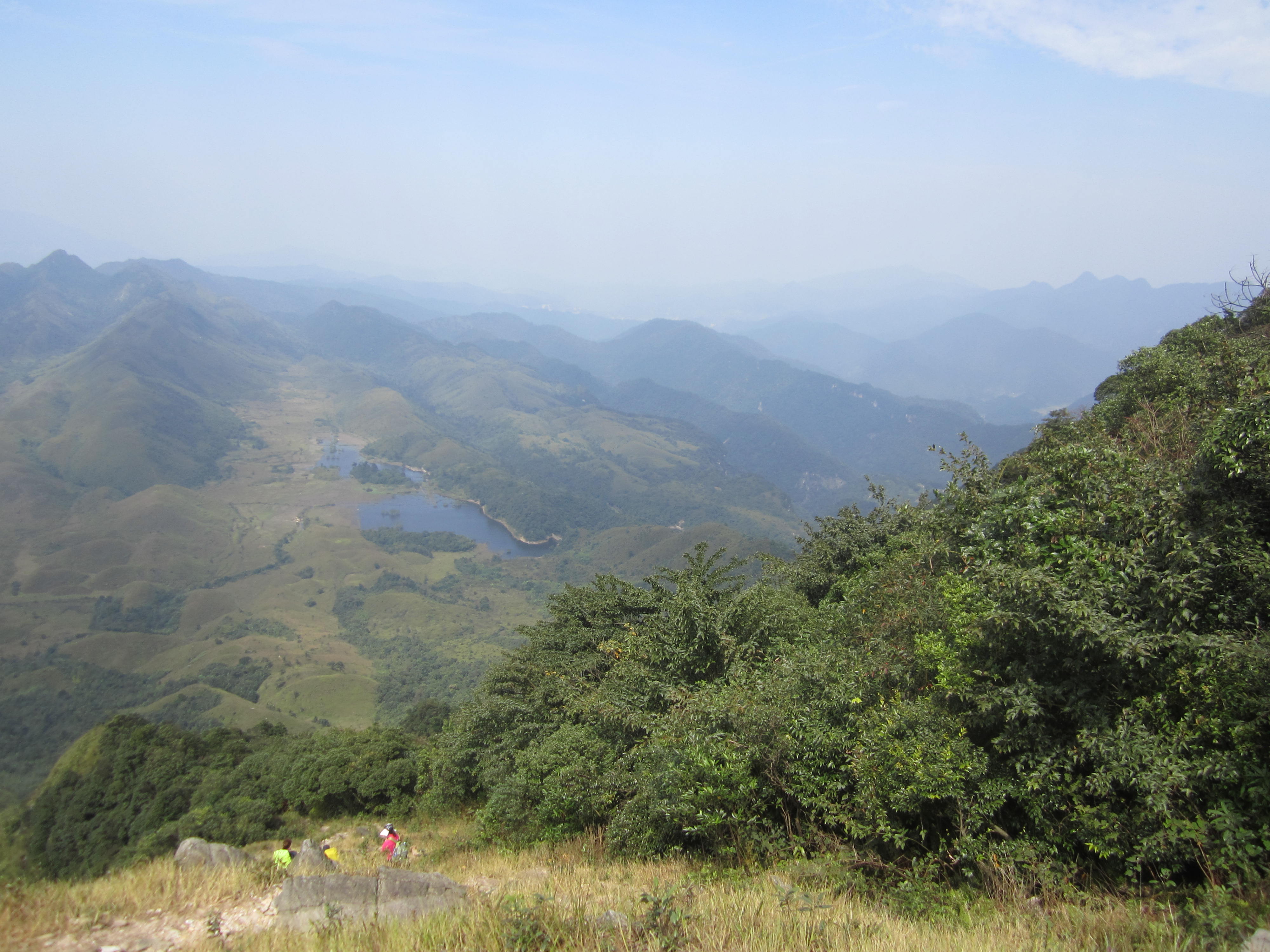 Гледки от склона на връх Гаоджан - Views from Gaozhang peak slope