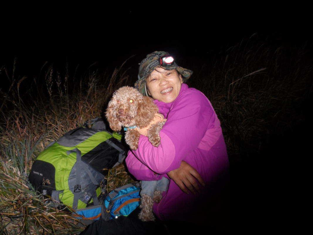 На връх Чуанди Динг, вечерта, Лин Ян Дзин с Попо - At Chuandi Ding peak, evening, Lin Yang Jing with Popo