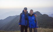 На връх Чуанди Динг, сутринта, Сяо Яо и аз - At Chuandi Ding peak, morning, Xiao Yao and me