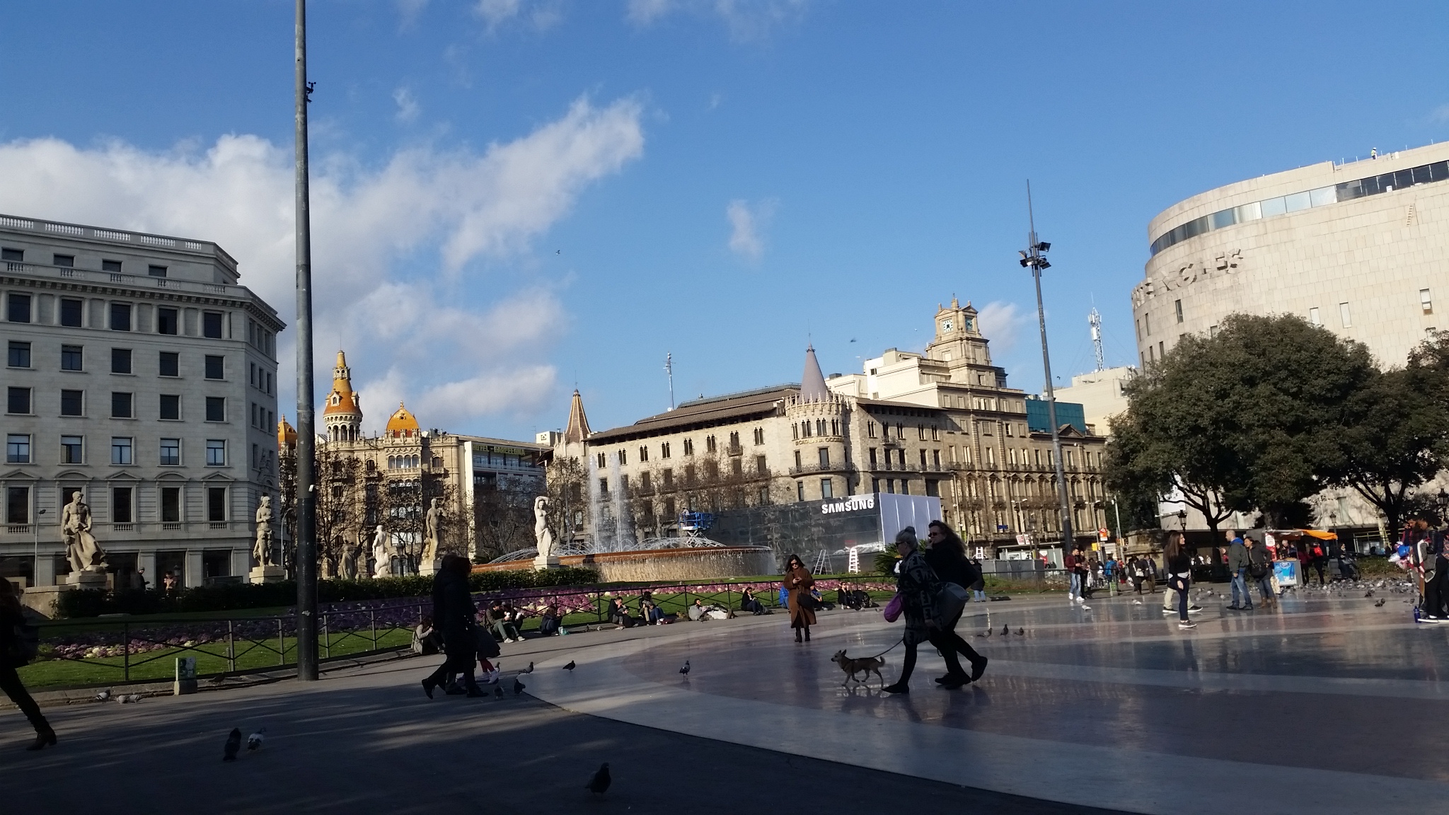 La plaça catalunya