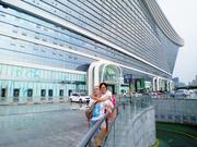 Chengdu (成都): New International Global Center, най-голямата сграда в света