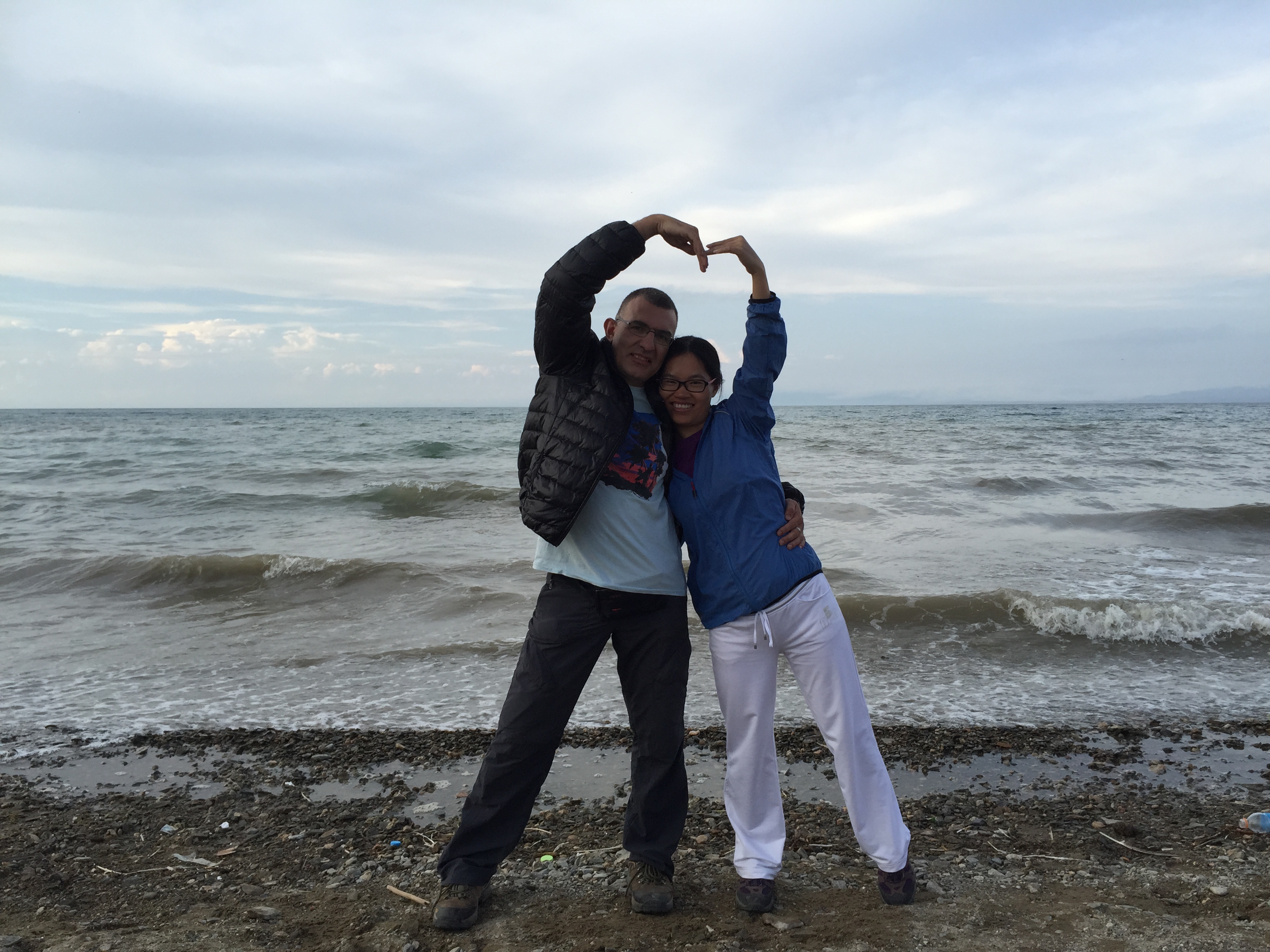 Езерото Чинхай (Qinghai lake, 青海湖，མཚོ་སྔོན་པོ།), на брега, на 3205 м височина