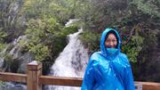 August 7: Jiuzhaigou (九寨沟) Nuorilang waterfall (诺日朗瀑布），2460 m altitude Август 7: Дзиуджайгоу (九寨沟), водопада Нуоръланг (诺日朗瀑布）,