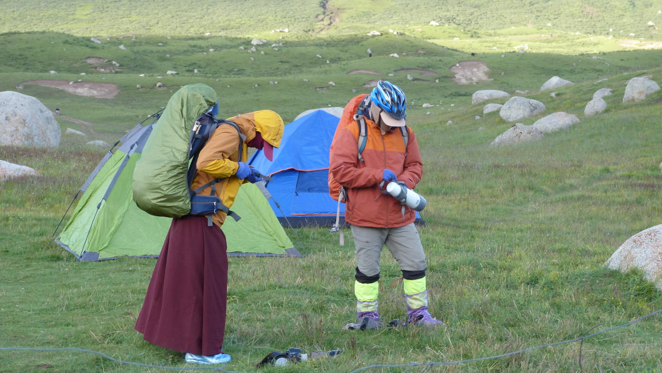 August 9: Nyenbo Yurtse (年保玉则,  གཉན་བོ་གཡུ་རྩེ།), 4020 m altitude  Август 9: Ниенбо Юрце (年保玉则,  གཉན་བོ་གཡུ་རྩེ།), 4020 м височи