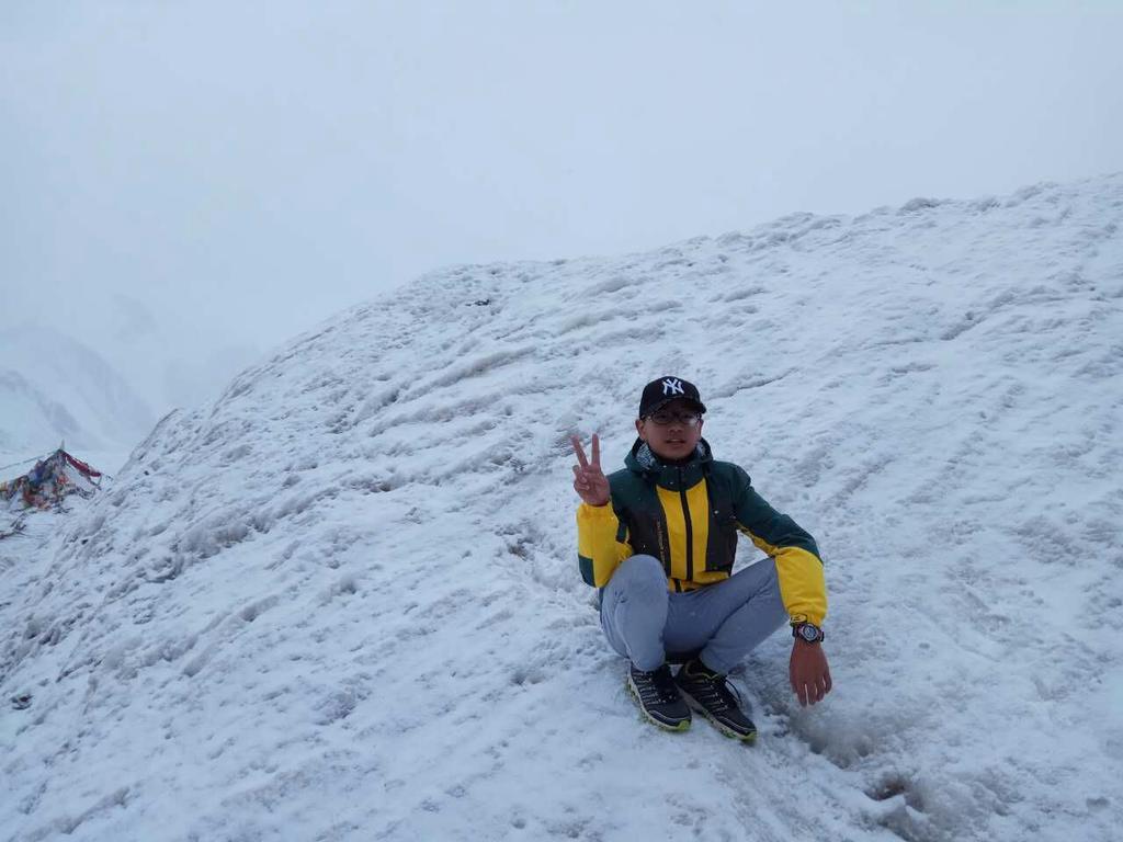 August 11: Amnye Machen (阿尼玛卿, ཨ་མྱིས་རྨ་ཆེན།）, on Damxung glacier, 4590 m altitude Август 11: Амне Мачин (阿尼玛卿, ཨ་མྱིས་རྨ་ཆེན།）