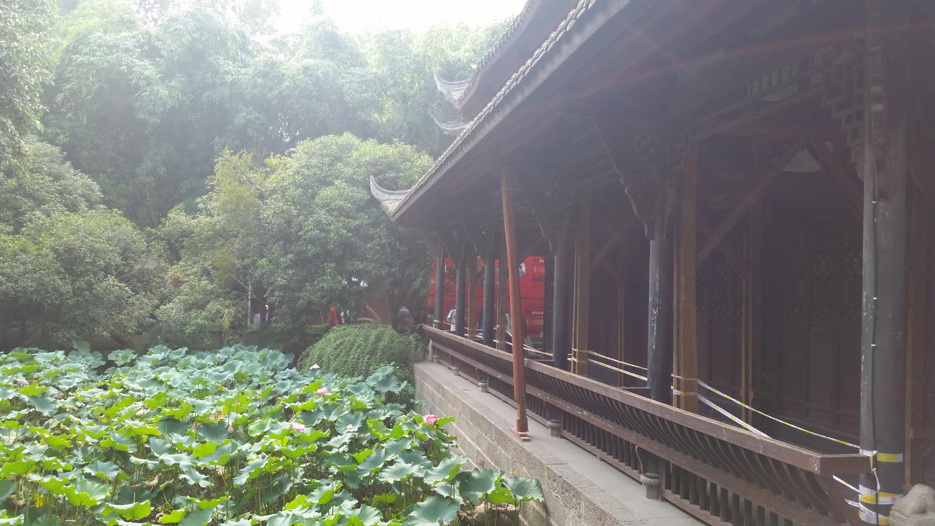 August 17:Chengdu (成都）, 460 m altitude，Wuhou residence (武侯祠) Август 17: Чънду  (成都）, 460 м височина, резиденция Вухоу (武侯祠)