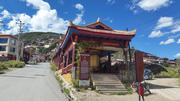 August 21: Drango (炉霍,བྲག་འགོ), 3150 m altitude, Shouling monastery Август 21: Дранго (炉霍,བྲག་འགོ), 3150 м височина, манастир Шо