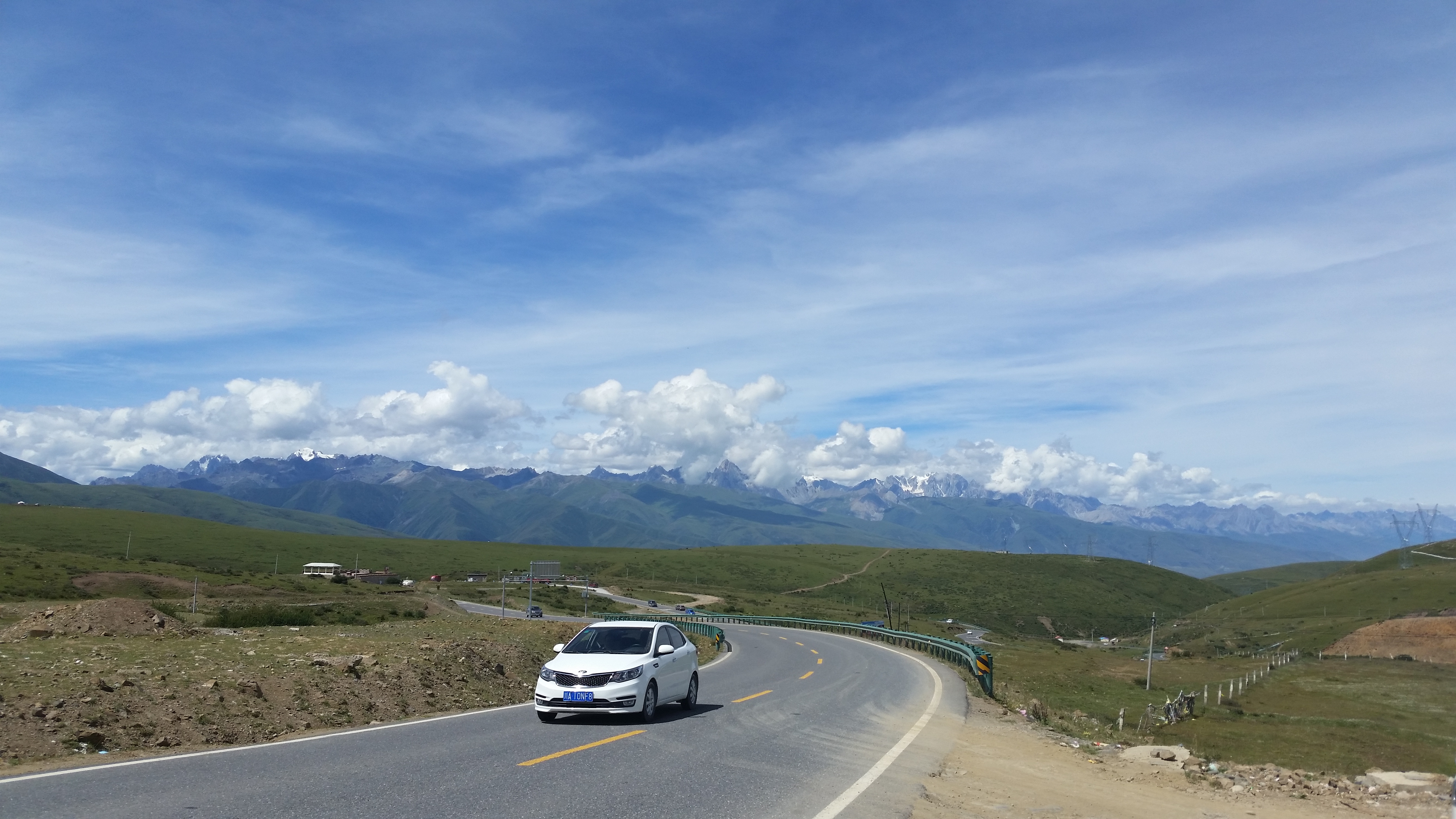 August 22: From Drango(炉霍,བྲག་འགོ) to Garze (甘孜，དཀར་མཛེས་) , 4050 m altitude Август 22: От Дранго(炉霍,བྲག་འགོ) към Гардзъ (甘孜，དཀར