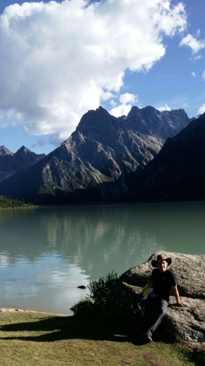 August 22: Yilhun Lha Tso (玉隆拉措，ཡི་ལྷུན་ལྷ་མཚོ་མ) , 4020 m altitude Август 22: Илхун Ла Цо (玉隆拉措，ཡི་ལྷུན་ལྷ་མཚོ་མ) , 4020 м висо