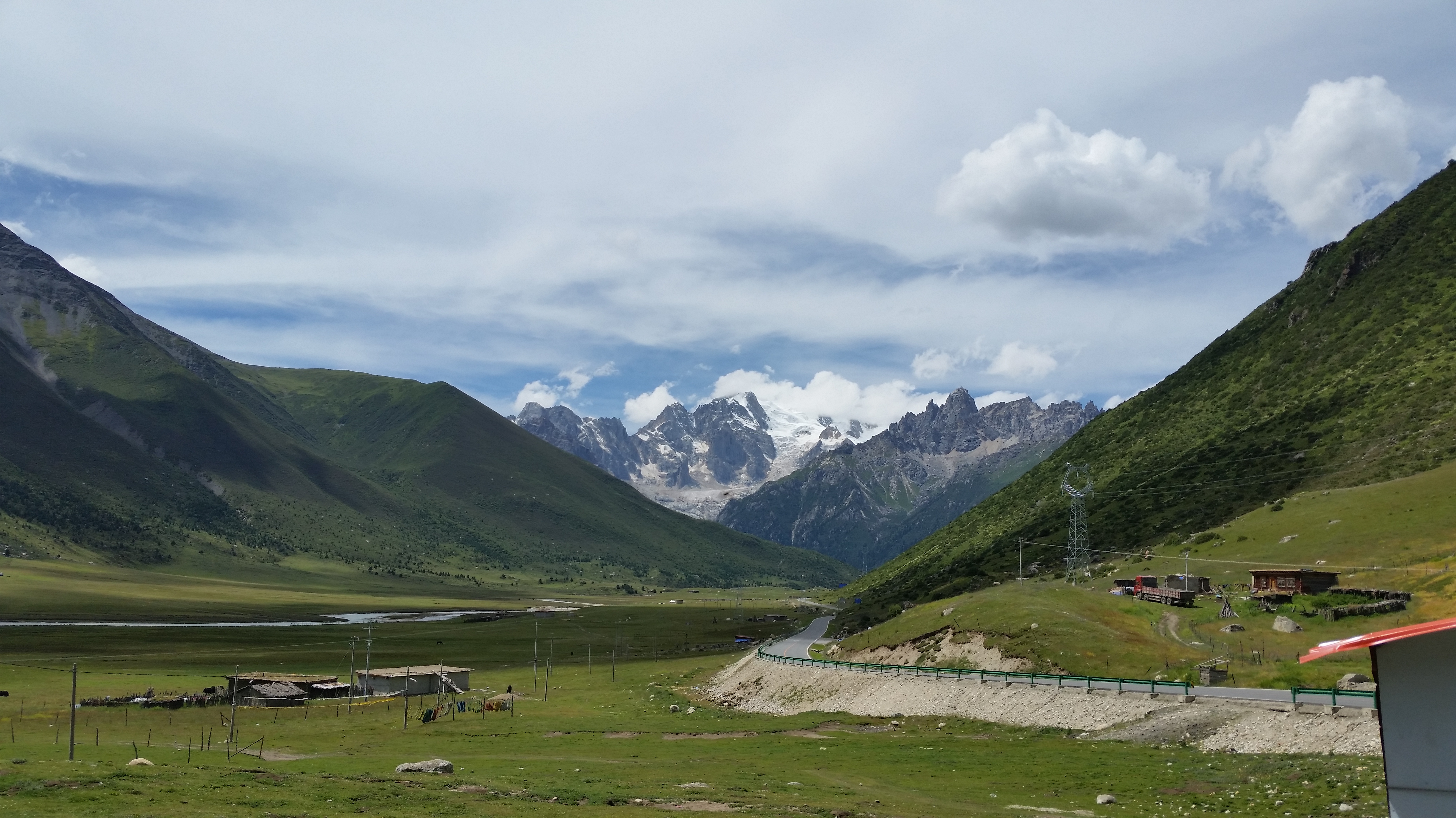 August 23: From Yilhun Lha Tso (玉隆拉措，ཡི་ལྷུན་ལྷ་མཚོ་མ) back to Bamei (八美），Mt Chola (雀儿山） , 4010 m altitude Август 23: От Илхун Л