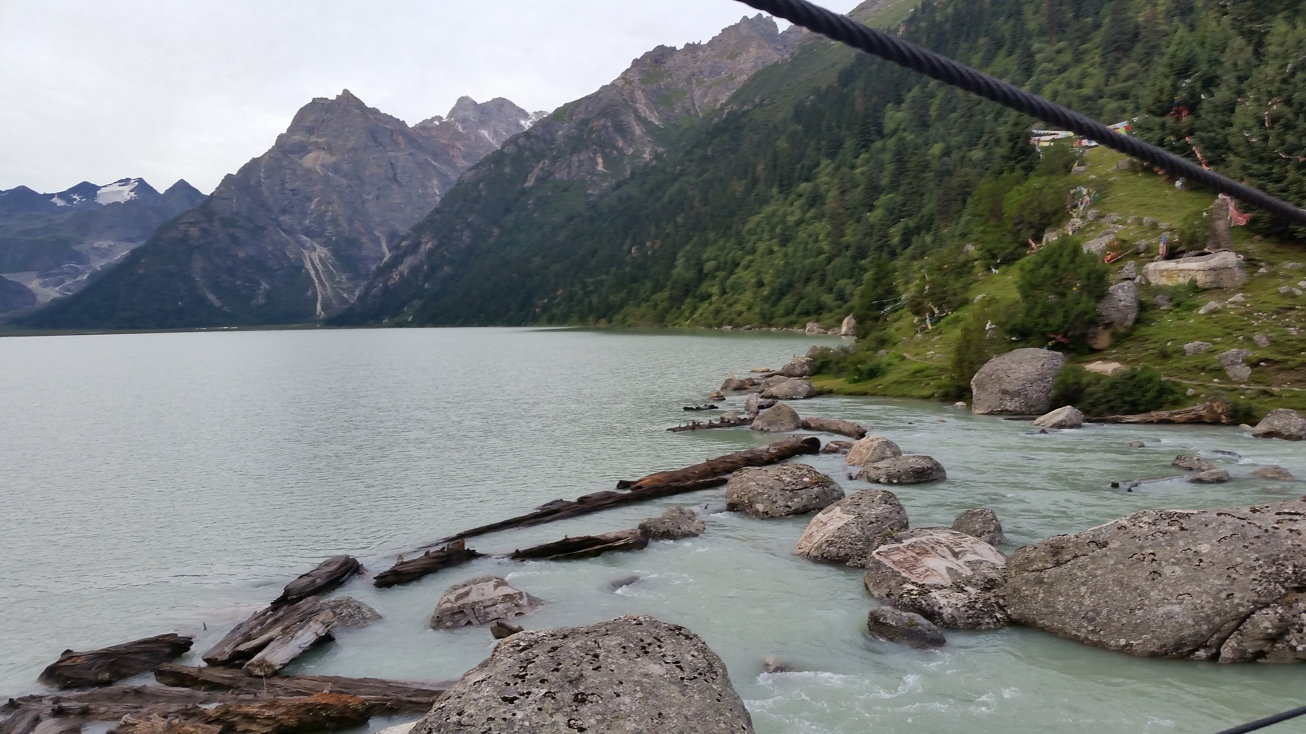 August 23: Yilhun Lha Tso (玉隆拉措，ཡི་ལྷུན་ལྷ་མཚོ་མ) , 4020 m altitude Август 23: Илхун Ла Цо (玉隆拉措，ཡི་ལྷུན་ལྷ་མཚོ་མ) , 4020 м висо