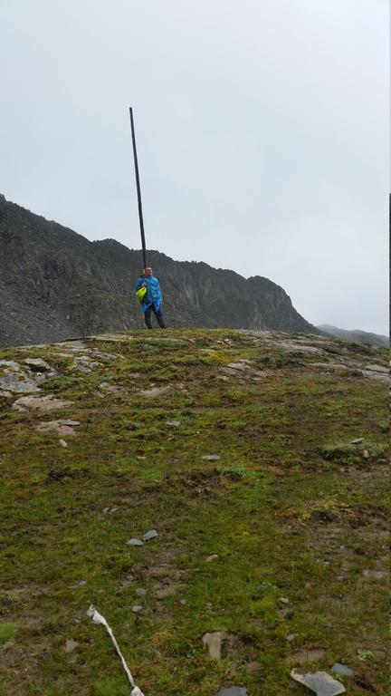 August 25: Mt. Four Sisters (Siguniang, 四姑娘山）, 4450 m altitude, in the circus Август 25: Планината Четирите сестри (Siguniang, 四