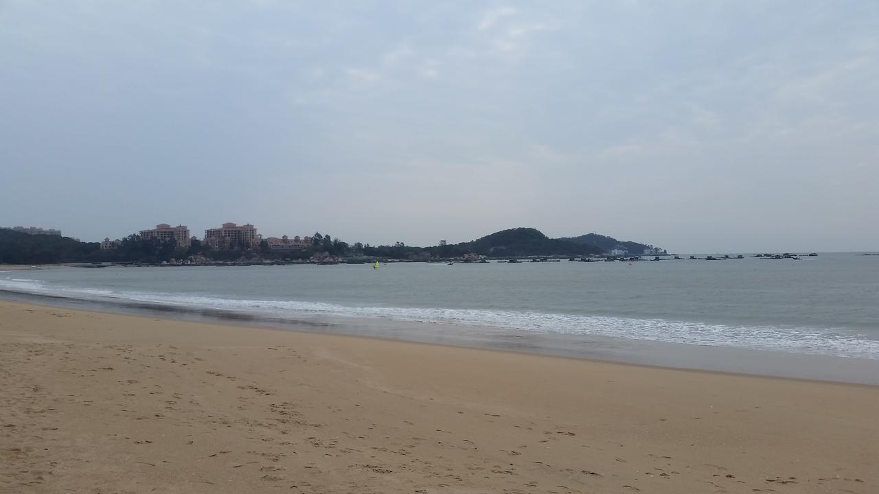 Dongshan, on the beach
Донгшан, на плажа