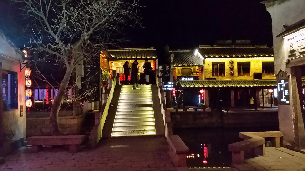 Xitang Old town in the eveningСтария град Ситанг вечерта