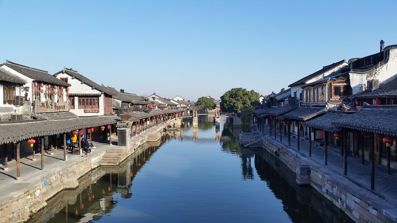 A walk in Xitang Old town Разходка из стария град Ситанг 