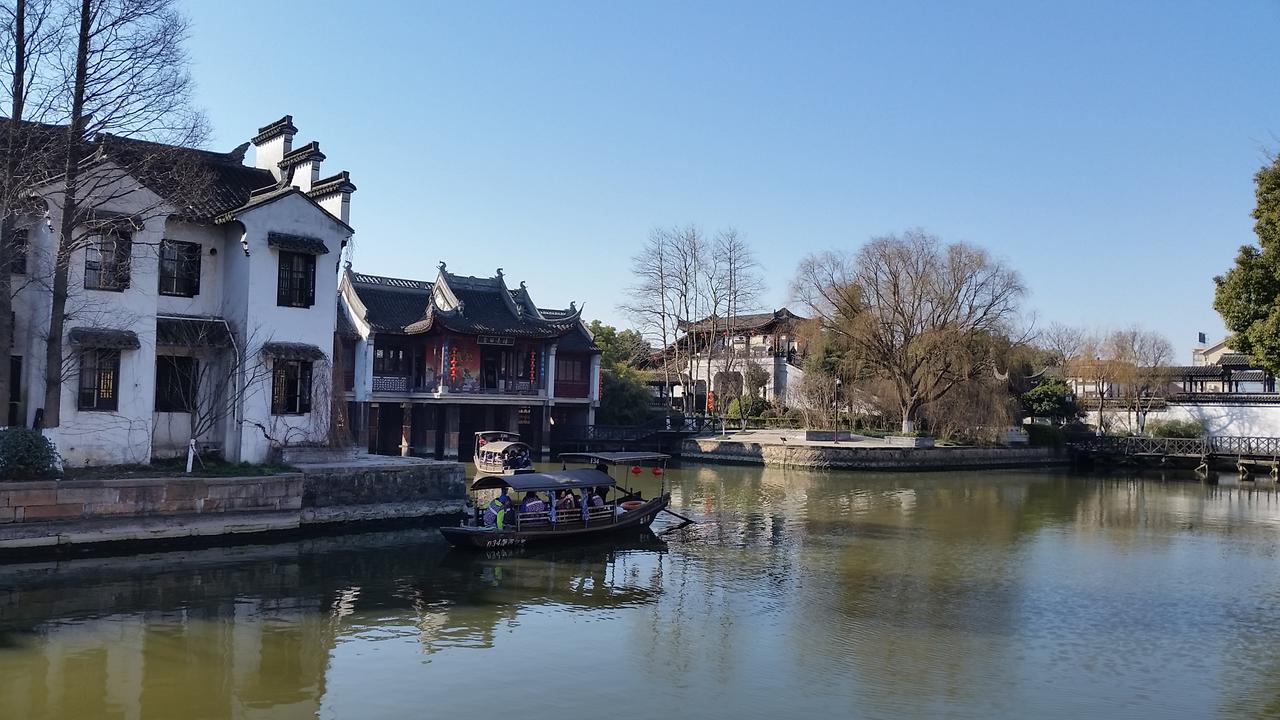 A walk in Xitang Old townРазходка из стария град Ситанг