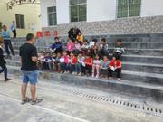In Yangshan, class in Chakeng village
В Янгшан, клас в село Чакънг