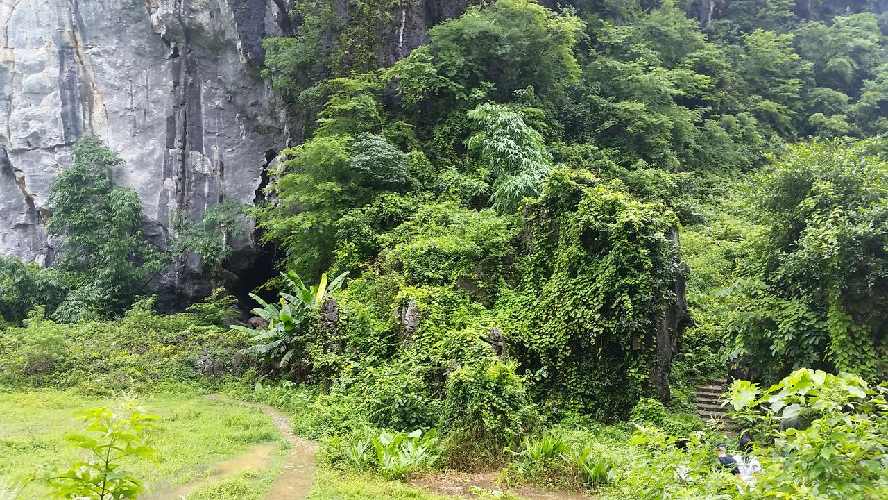 Yingxi- in Guanyin cave area
Ингси- в района на пещерата Гуанин