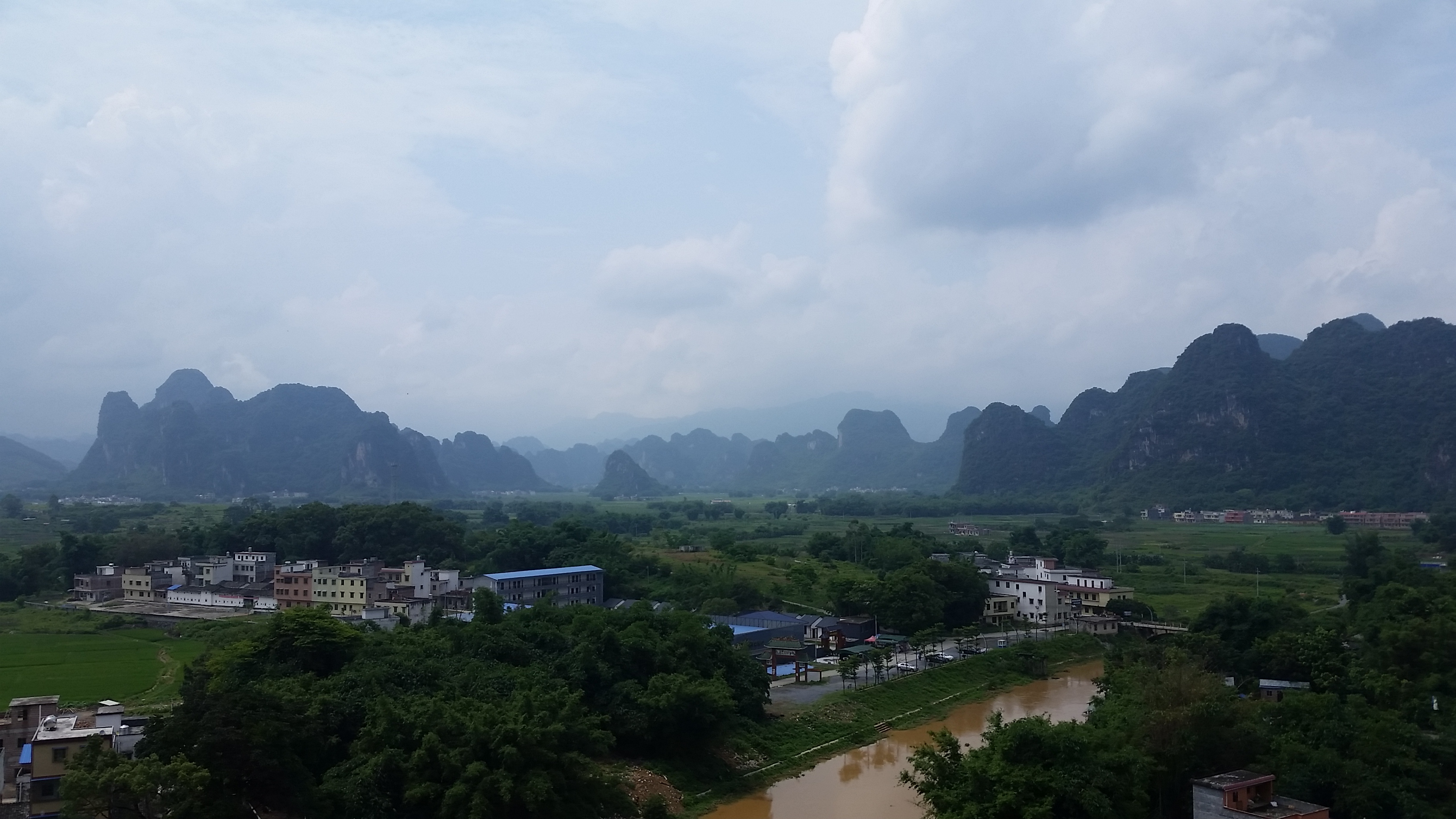 Yingxi- Pengjiaci Old village
Ингси- Старинното село Пъндзяцъ