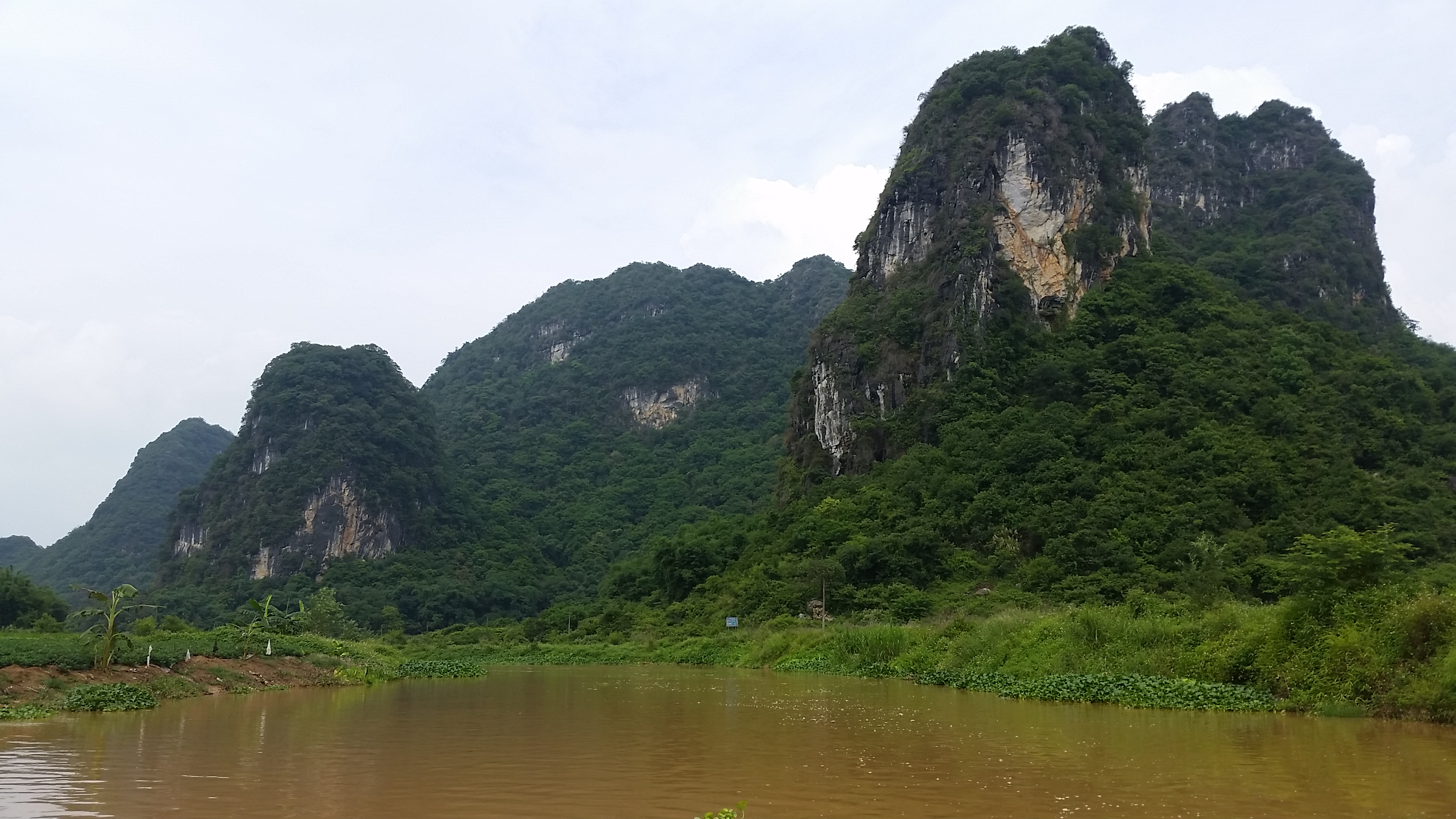 Yingxi- Pengjiaci Old village
Ингси- Старинното село Пъндзяцъ