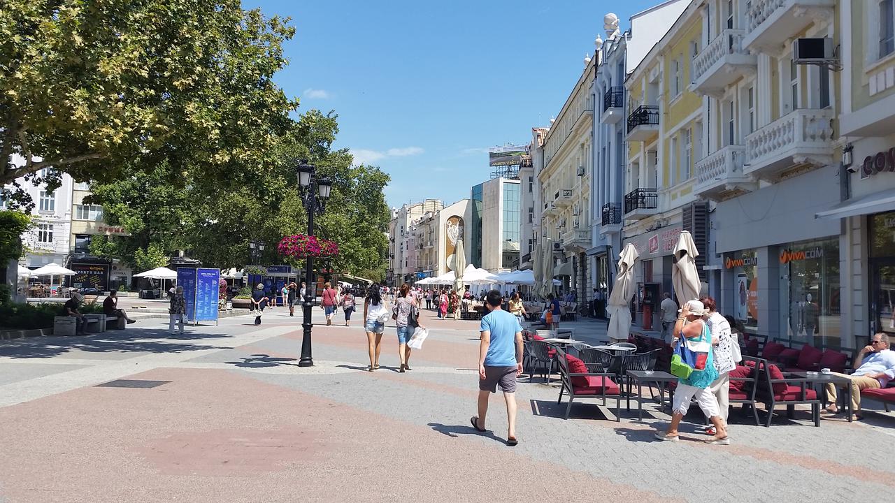 In Plovdiv- a second walk in the center and Old town
В Пловдив- втора разходка из центъра и Стария град