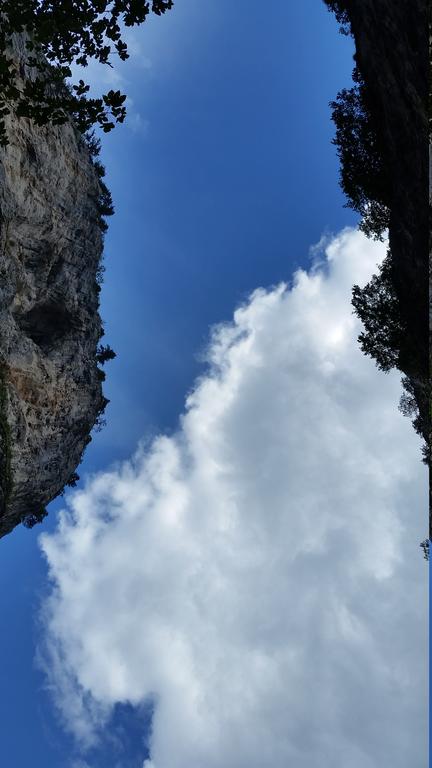 Trigrad gorge and Devil's throat
Триградското ждрело и Дяволкото гърло