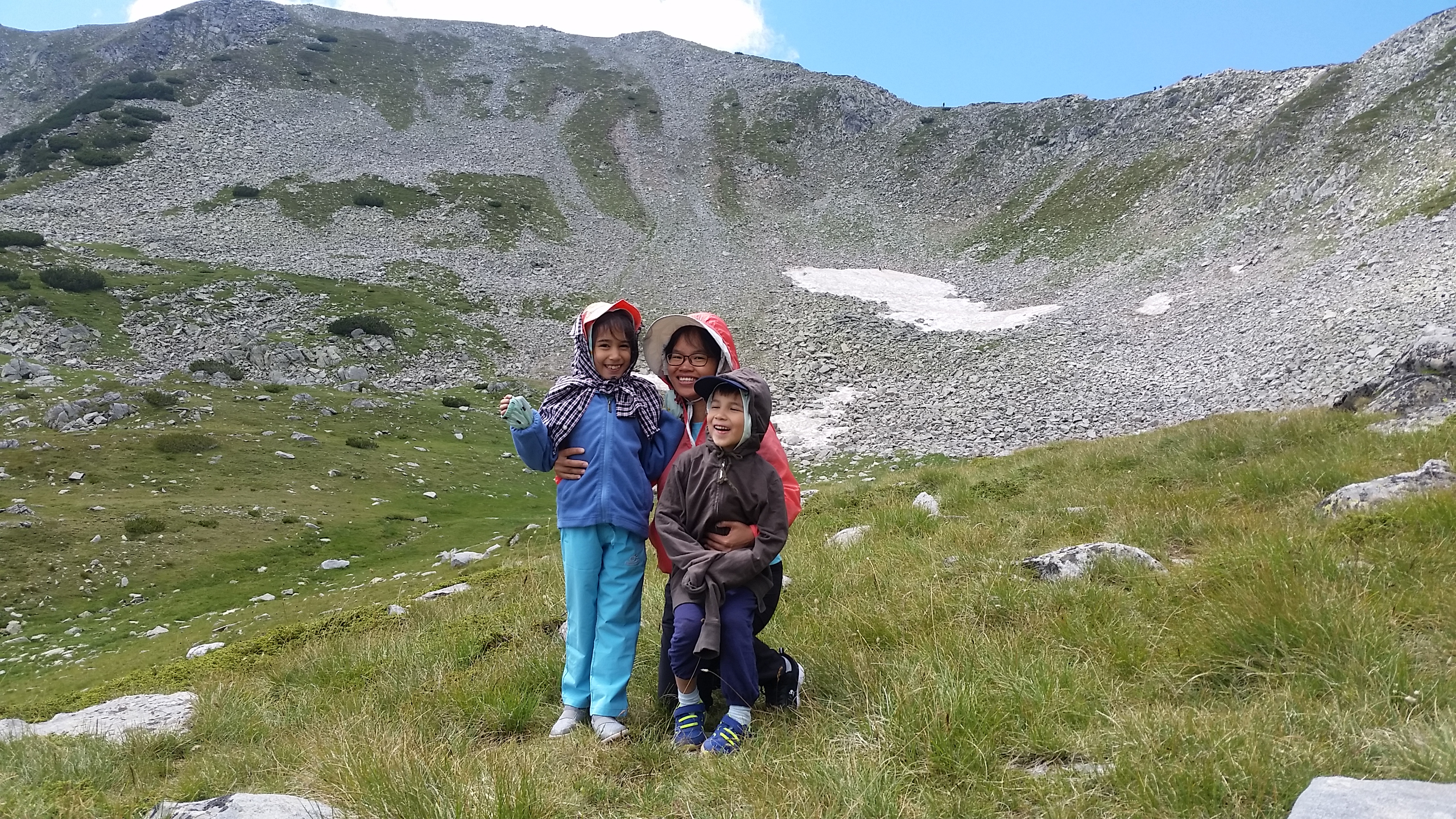 Pirin- the trekking to Vihren peak
Пирин- трекинга до връх Вихрен