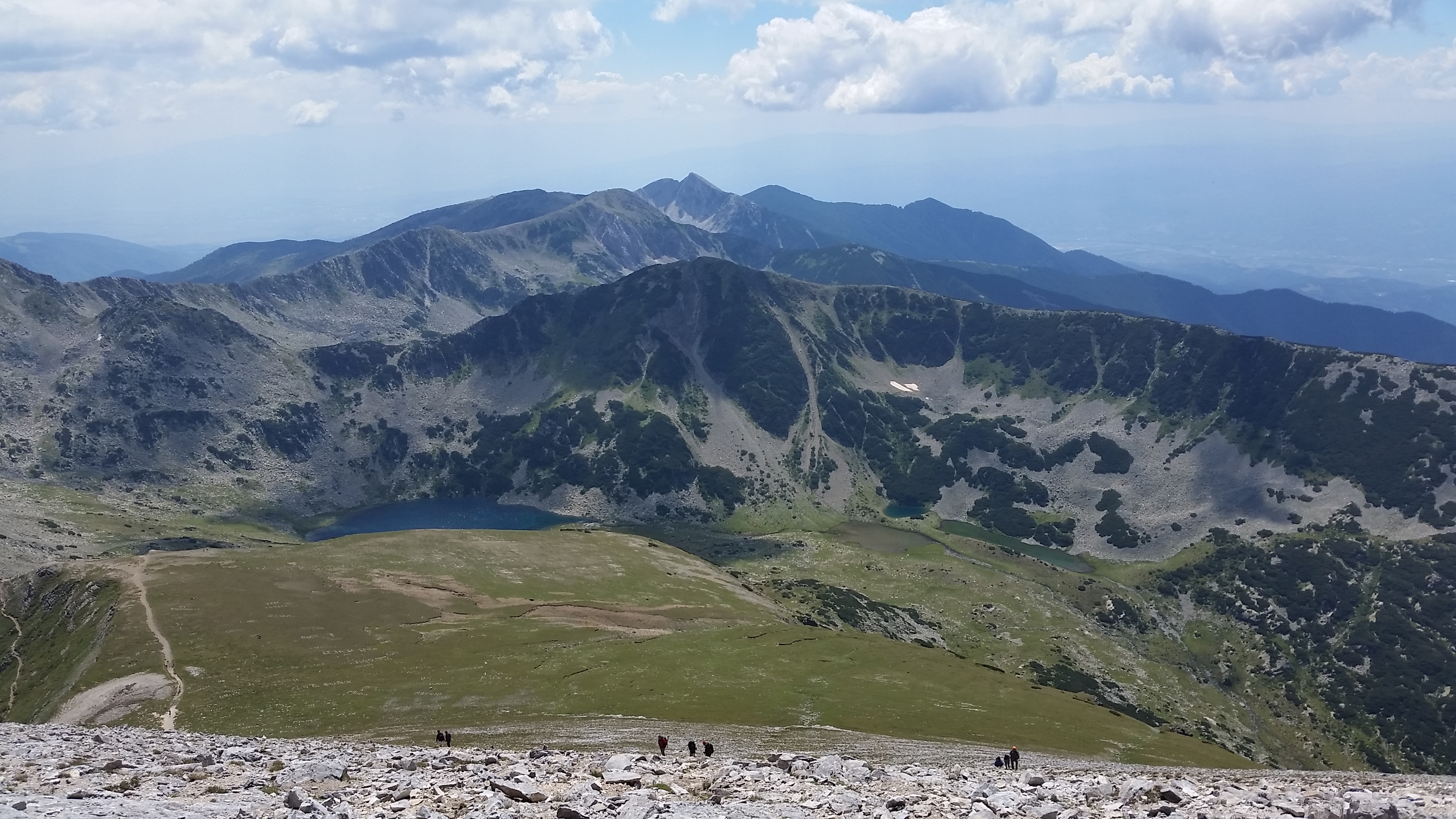 Pirin- the trekking to Vihren peak
Пирин- трекинга до връх Вихрен