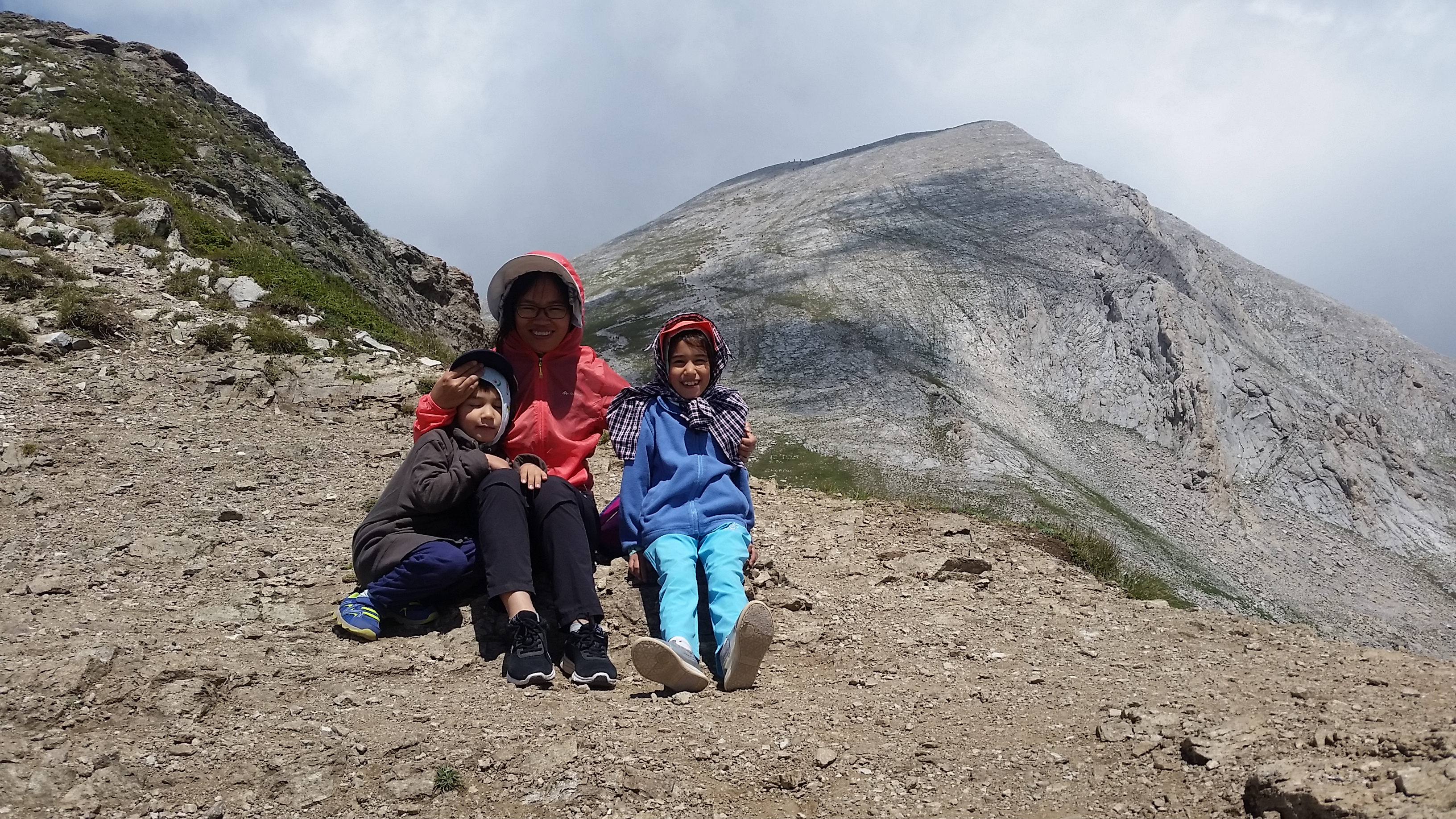 Pirin- the trekking to Vihren peak
Пирин- трекинга до връх Вихрен