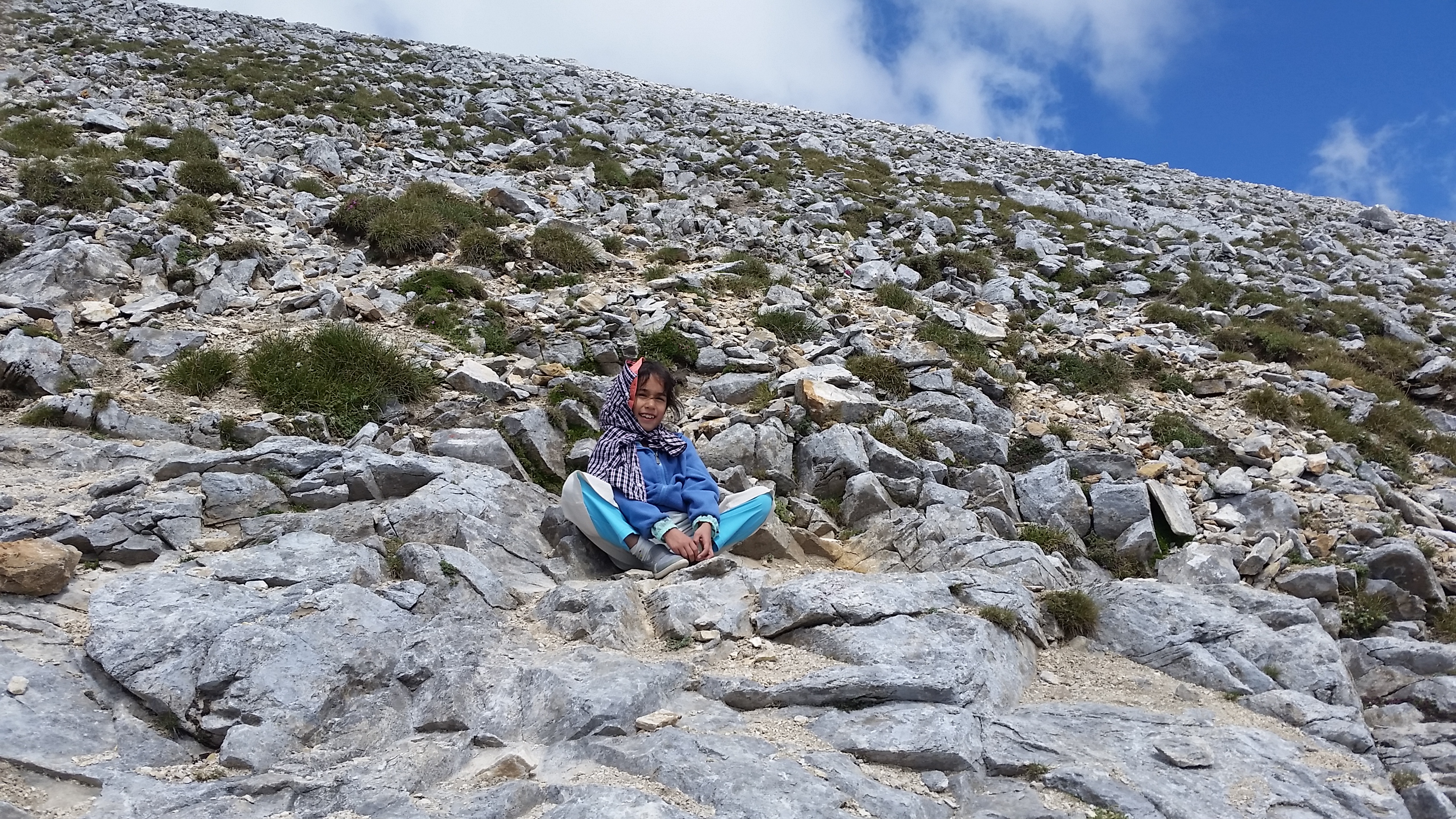 Pirin- the trekking to Vihren peak
Пирин- трекинга до връх Вихрен