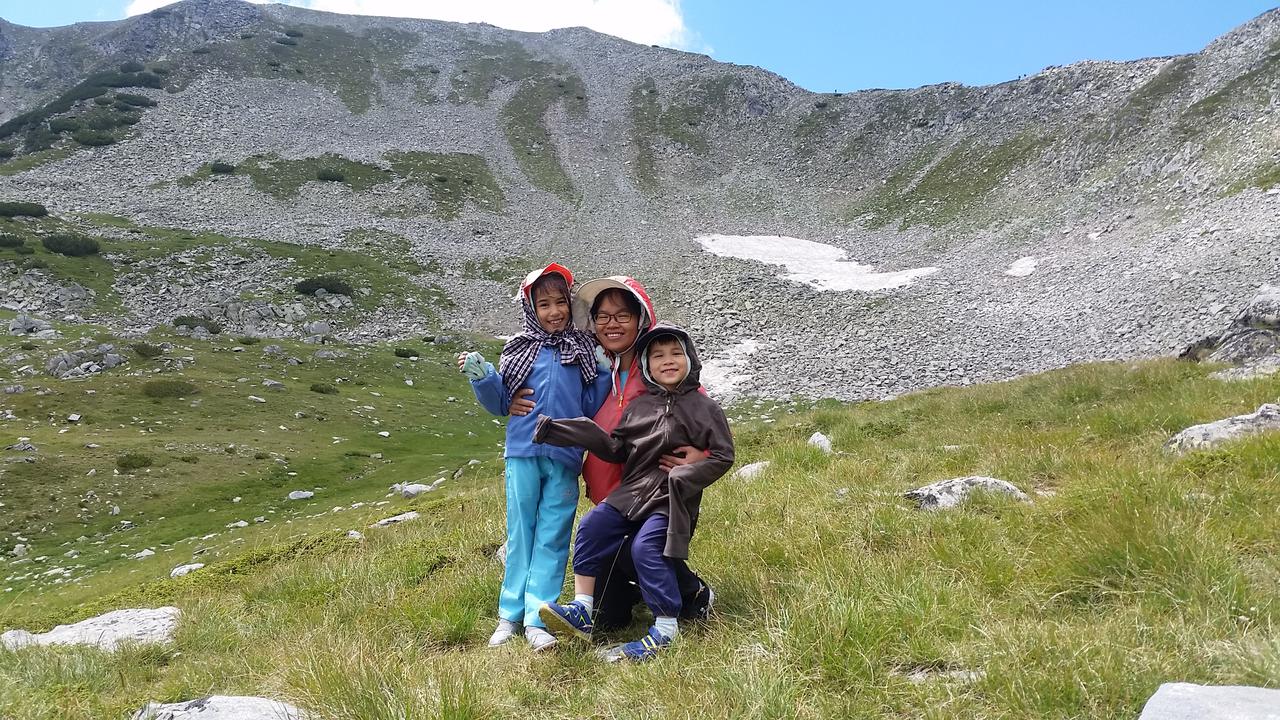 Pirin- the trekking to Vihren peak
Пирин- трекинга до връх Вихрен