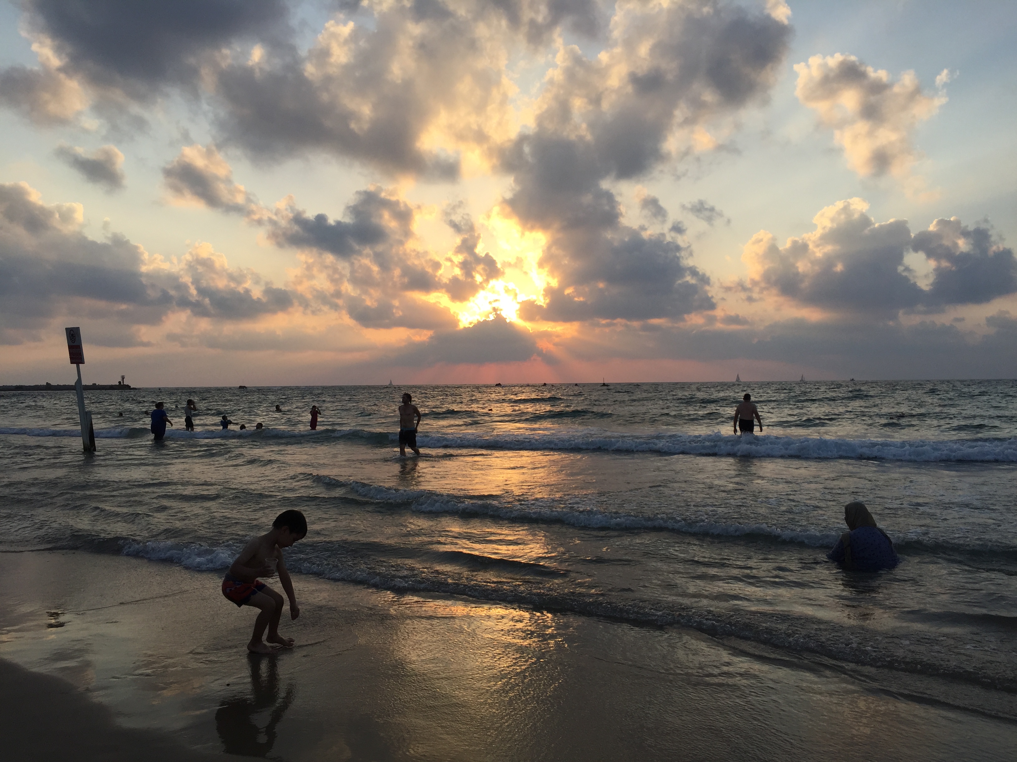 Tel Aviv- on the beach
Тел Авив- на плажа