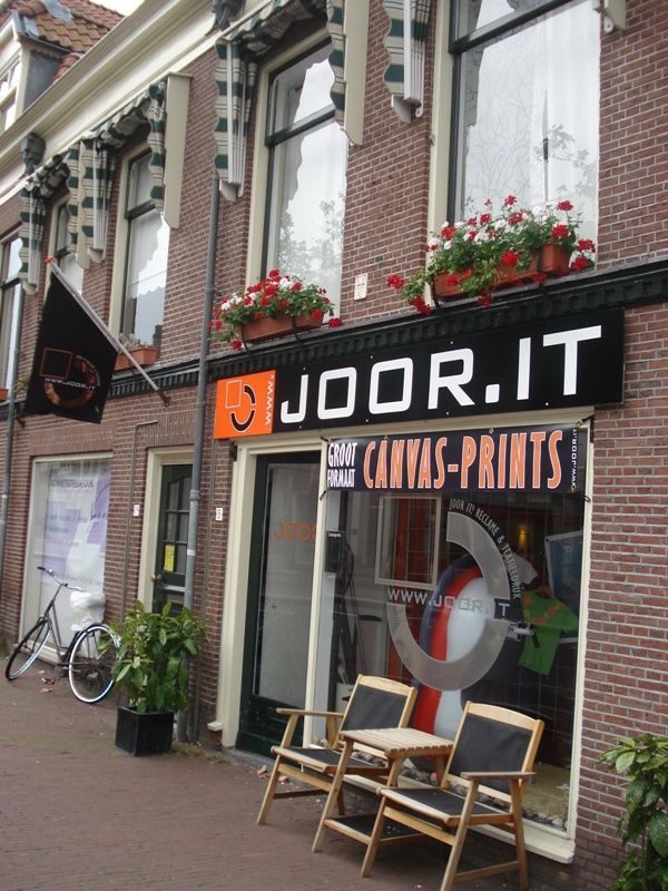 Leiden077